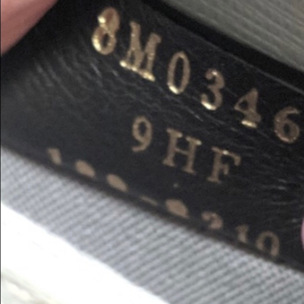 Authentic Fendi Wallet On Chain Monster Pink - Picture 4 of 17